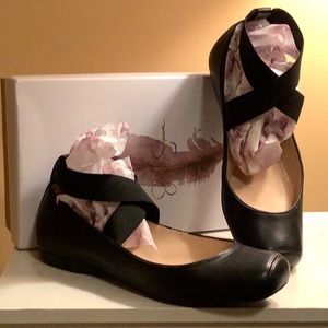Jessica Simpson ballet style shoe.